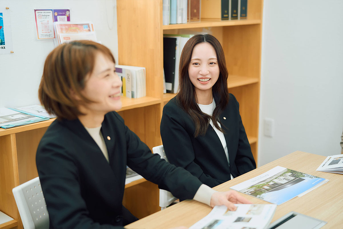 周囲の理解があり、長く休んでしまった時も居心地よく出社できる職場環境なのですね。マンスリー部門のスタッフの方は子育て中の方が多いとお聞きしましたが、いかがでしょうか?